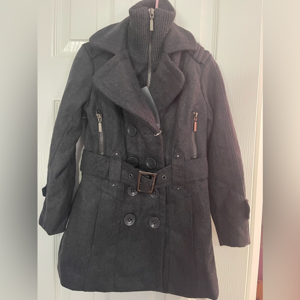 Brand New Toddler Girl Size 3T -4T. Never worn. Winter Jactket double layers